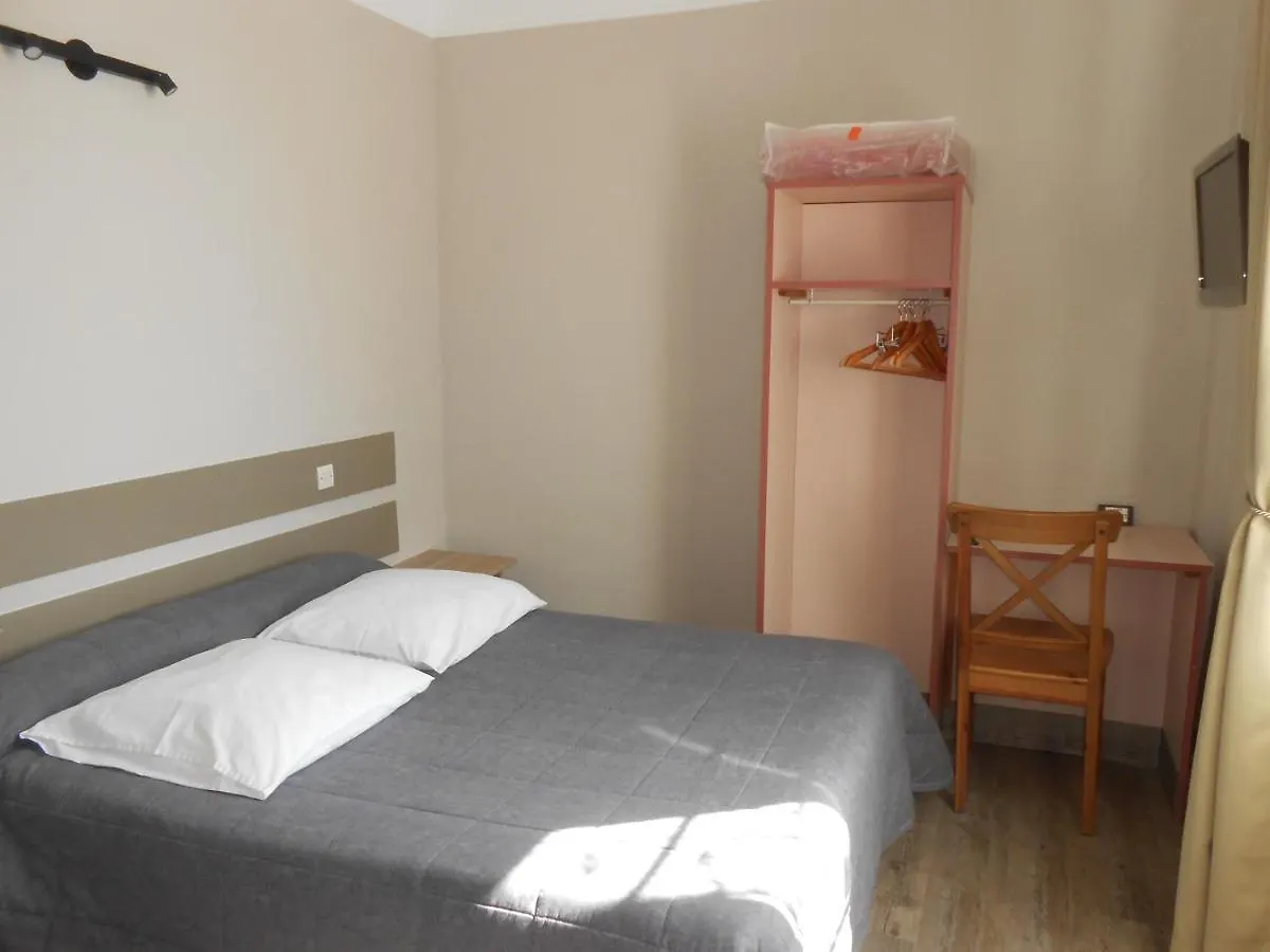 Hotel & Restaurant Hanoi Station Saint-Malo
