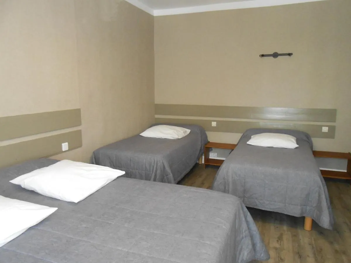 Hotel & Restaurant Hanoi Station Saint-Malo 3*,  Francia