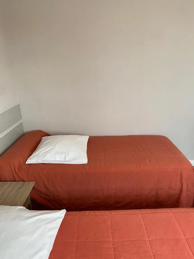 Hotel & Restaurant Hanoi Station Saint-Malo